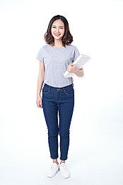 新生儿睡觉不踏实会影响正常发育